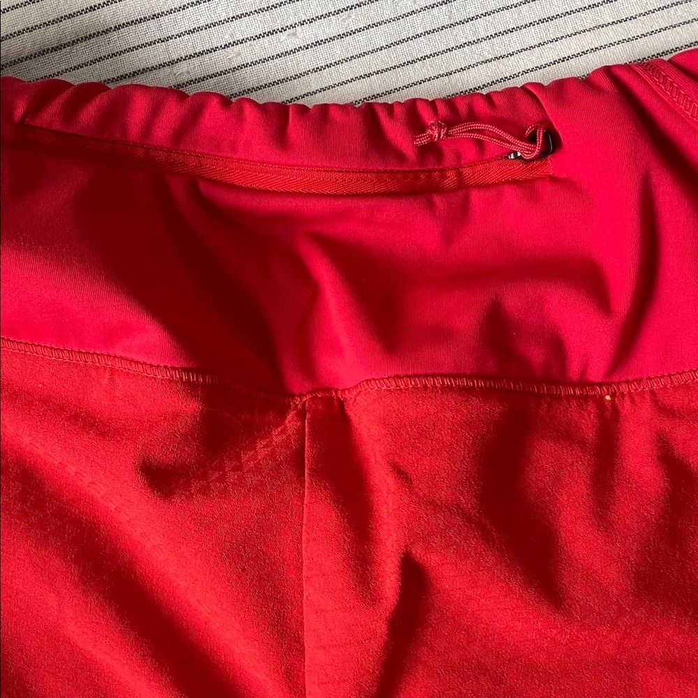 Oiselle Banana Split Red Running Short - Picture 4 of 4